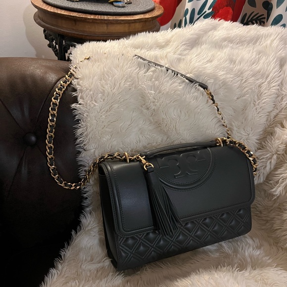 SOLD Tory Burch Fleming Handbag - Picture 3 of 10